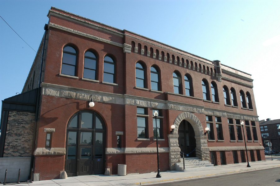 UICPD on Maxwell Street